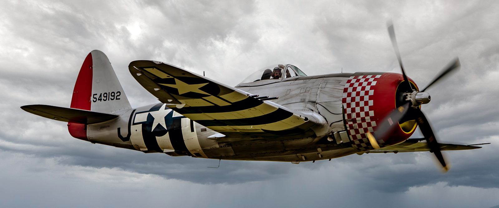 P-47 THUNDERBOLT_1 